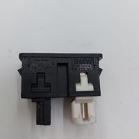 Mini One - Cooper F56 F55 USB-pistokeliitin 84109229246