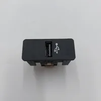 Mini Cooper Countryman R60 Gniazdo / Złącze USB 8410930248