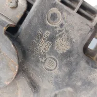 Fiat Doblo Подошва крепления аккумулятора 51827907