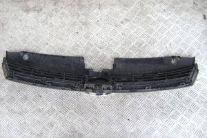 Volkswagen Jetta VI Maskownica / Grill / Atrapa górna chłodnicy 