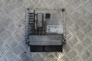 Volkswagen Golf VII Блок управления двигателем ECU 04L907445B