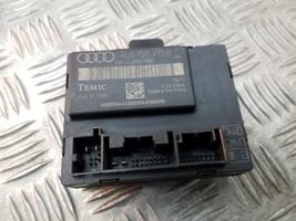 Audi Q7 4L Oven keskuslukituksen ohjausyksikön moduuli 4L0959795B