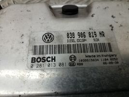 Skoda Roomster (5J) Unité de commande, module ECU de moteur 038906019NR