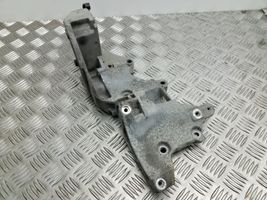 Seat Ibiza IV (6J,6P) Support pompe injection à carburant 03L903143Q