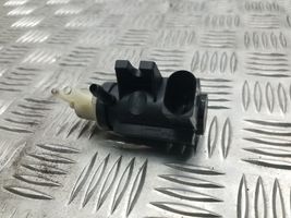 Audi A3 S3 A3 Sportback 8P Solenoidinis vožtuvas 1K0906627A