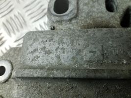 Volkswagen Tiguan Supporto della scatola del cambio 5N0199555