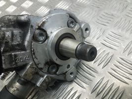 Volkswagen Tiguan Polttoaineen ruiskutuksen suurpainepumppu 03L130755