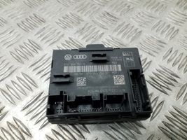 Audi A5 8T 8F Centrālās atslēgas vadības bloks 8T0959793N