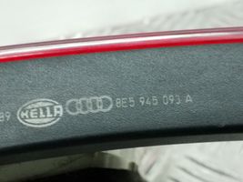 Audi A4 S4 B7 8E 8H Luci posteriori del portellone del bagagliaio 8E5945093A