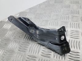 Volkswagen Golf VI Supporto di montaggio del parafango 5K6821136