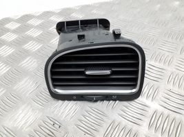 Volkswagen Golf VI Moldura protectora de la rejilla de ventilación lateral del panel 5K0819703J