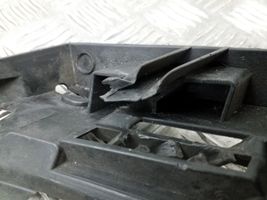 Volkswagen Golf Plus Staffa angolare del supporto di montaggio del paraurti 5M0807394A