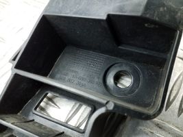 Volkswagen Golf VI Staffa angolare del supporto di montaggio del paraurti 5K6807394A