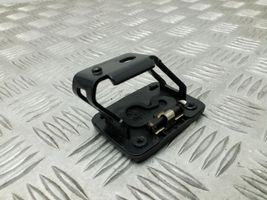 Audi A4 S4 B8 8K Supporto di fissaggio della rete portaoggetti 8K9861735