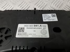 Volkswagen PASSAT B8 Tachimetro (quadro strumenti) 3G0920941A