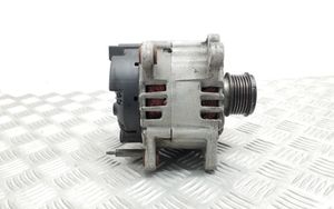 Volkswagen Touran II Generatore/alternatore 03L903023A