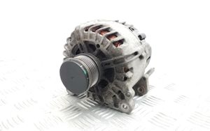 Volkswagen Touran II Generatore/alternatore 03L903023A