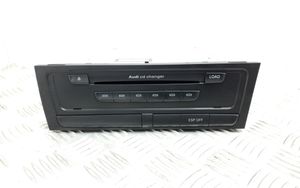 Audi A4 S4 B8 8K Stacja multimedialna GPS / CD / DVD 8T2035110C