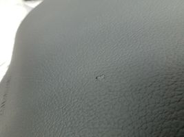 Seat Exeo (3R) Kojelaudan alempi verhoilu 8H1880301