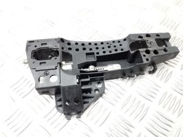 Audi A5 8T 8F Support poignée extérieur de porte avant coupé 8T0837886A