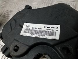 Seat Ibiza IV (6J,6P) Etuikkunan nostomekanismi ilman moottoria 6J4837401E