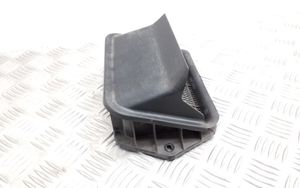 Audi Q3 8U Salono oro mazgo plastikinis korpusas 7N0815159