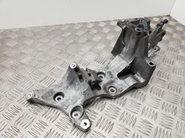 Audi Q3 8U Polttoainepumpun kiinnike 04L903143B