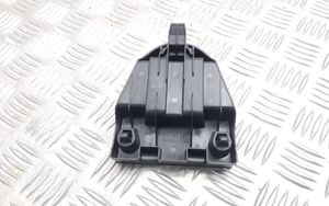 Audi A6 S6 C7 4G Staffa supporto del triangolo d’emergenza 8T0860285