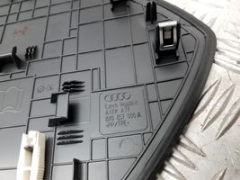 Audi A1 Panelės apdailos skydas (šoninis) 8X0857086A