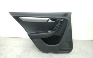 Volkswagen PASSAT B7 Rivestimento del pannello della portiera posteriore 3AE867211