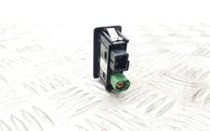 Seat Leon (5F) Enchufe conector USB 5G0035222