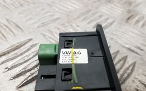 Seat Leon (5F) USB socket connector 5G0035222