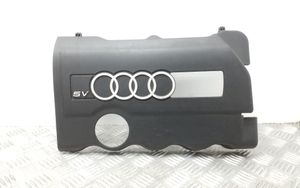 Audi A4 S4 B5 8D Cubierta del motor (embellecedor) 058103724D