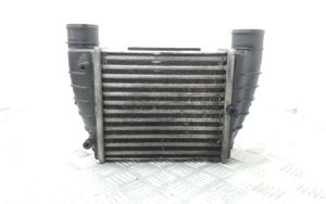 Seat Exeo (3R) Chłodnica powietrza doładowującego / Intercooler 8E0145806Q