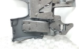 Seat Exeo (3R) Kojelaudan alempi verhoilu 8E2863076D