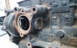 Volkswagen Golf VI Engine block 03L021P