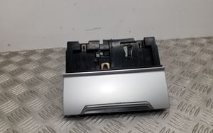 Volkswagen PASSAT B8 Aschenbecher vorne 3G2863284