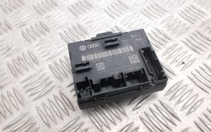 Audi A1 Oven ohjainlaite/moduuli 8X0959793B