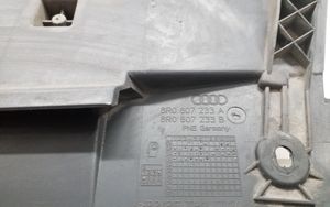 Audi Q5 SQ5 Защита дна бампера 8R0807233A