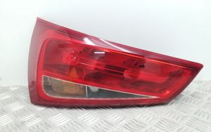 Audi A1 Galinis žibintas dangtyje 8X0945093