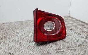 Volkswagen Tiguan Lampy tylnej klapy bagażnika 5N0945093C