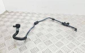 Audi A4 S4 B9 Tubo flessibile del liquido di raffreddamento del motore 06L121081AF