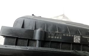 Volkswagen PASSAT B8 Obudowa filtra powietrza 5Q0129607AA