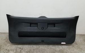 Volkswagen Touareg II Rivestimento portellone 7P6867601