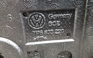 Volkswagen Touareg II Skrzynka narzędziowa 7P6863220
