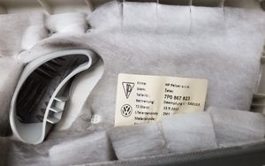 Volkswagen Touareg II C-pilarin verhoilu 7P6867241G