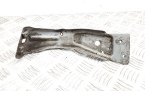 Volkswagen Jetta VI Supporto di montaggio del parafango 5C6821137