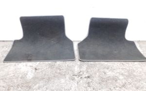 Audi Q3 8U Tapis de sol arrière 8U0863723