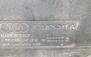 Audi Q3 8U Keskiosan alustan suoja välipohja 8U0825311A