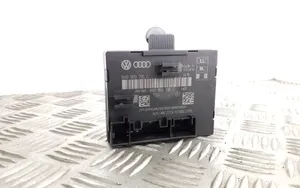 Audi Q3 8U Durų elektronikos valdymo blokas 8X0959795C